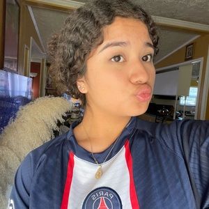 Meet your Posher, Gisselle